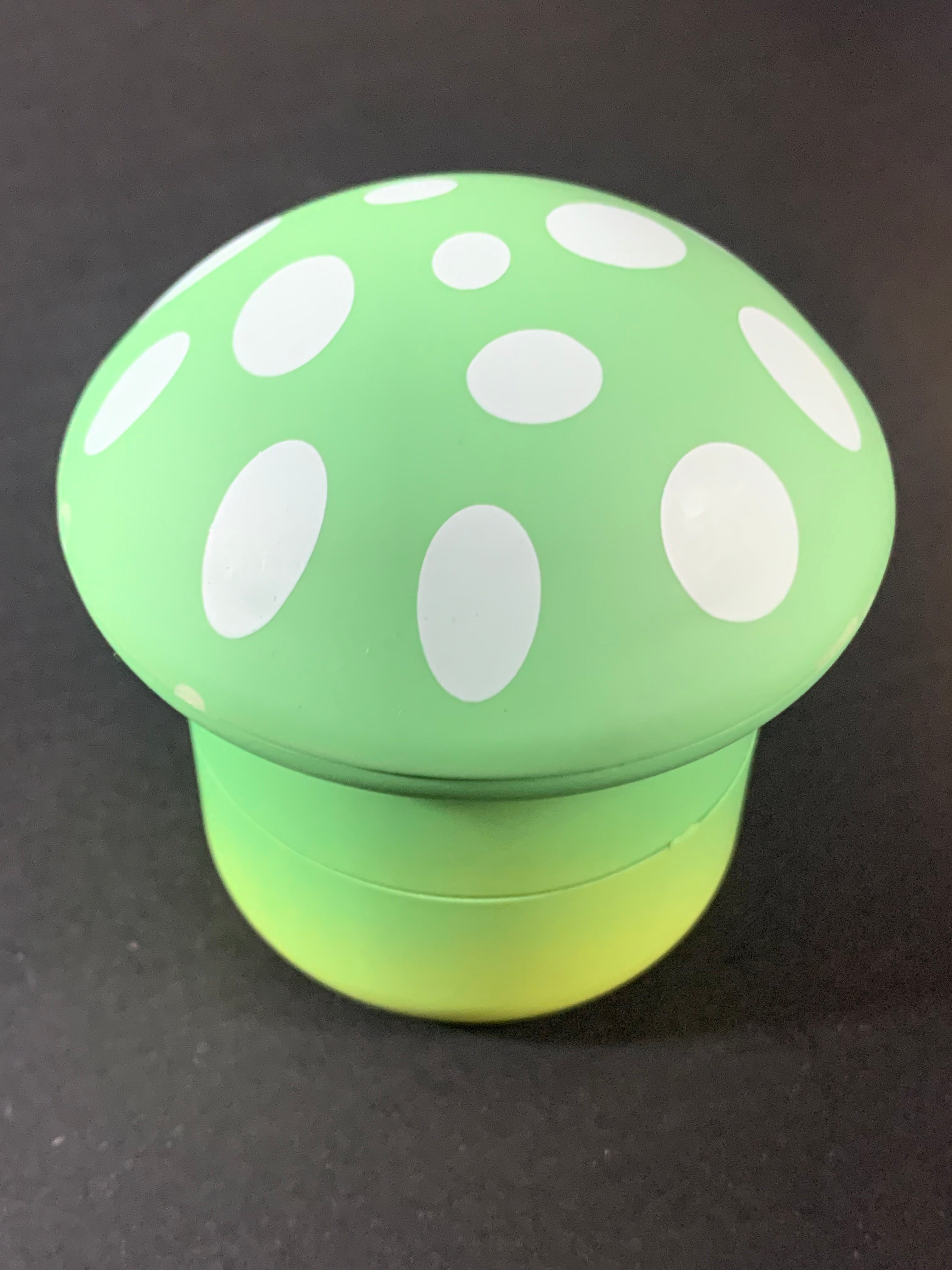 Grinder Metálico Hongo
