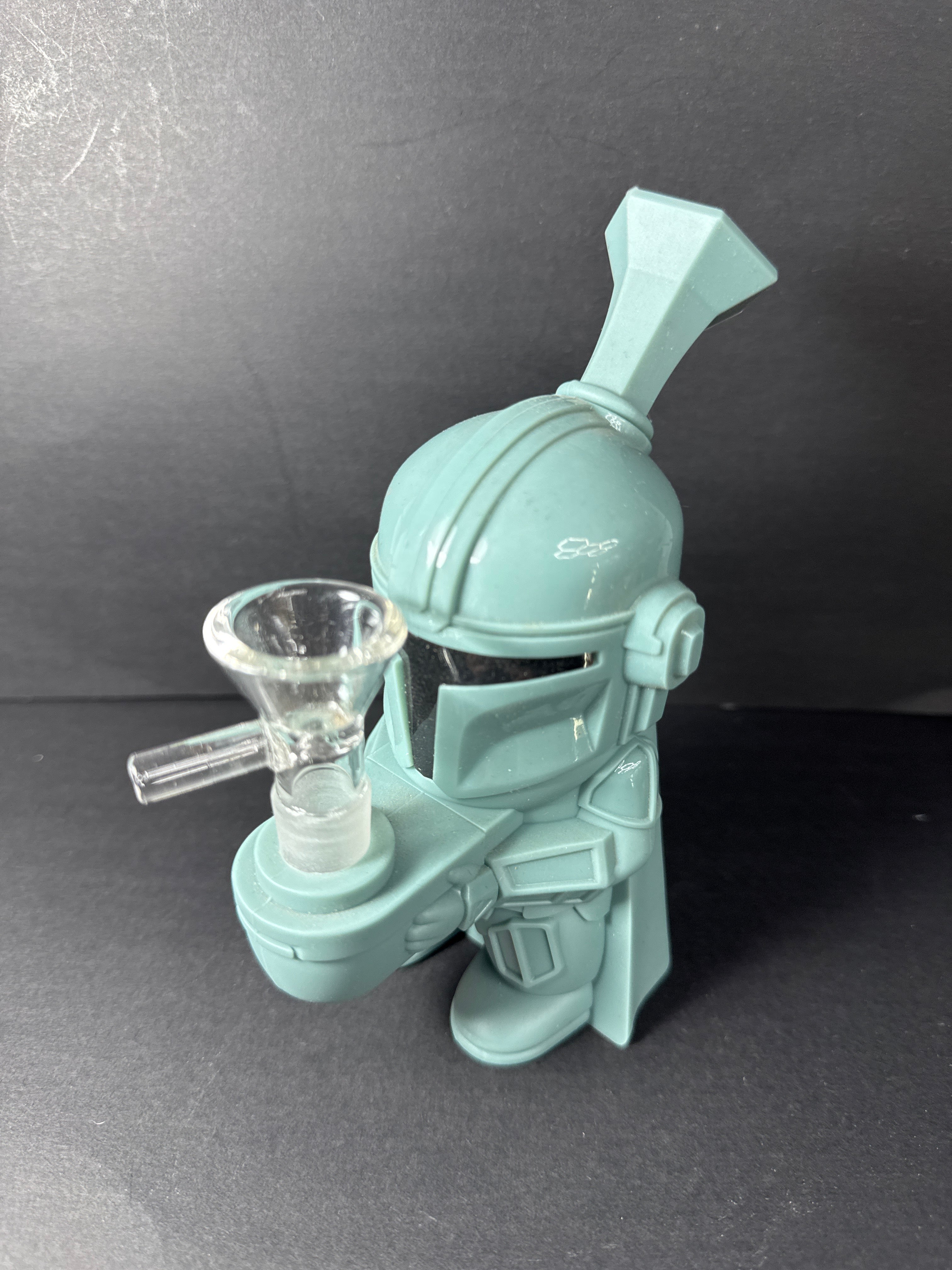 Bong Mandalorian