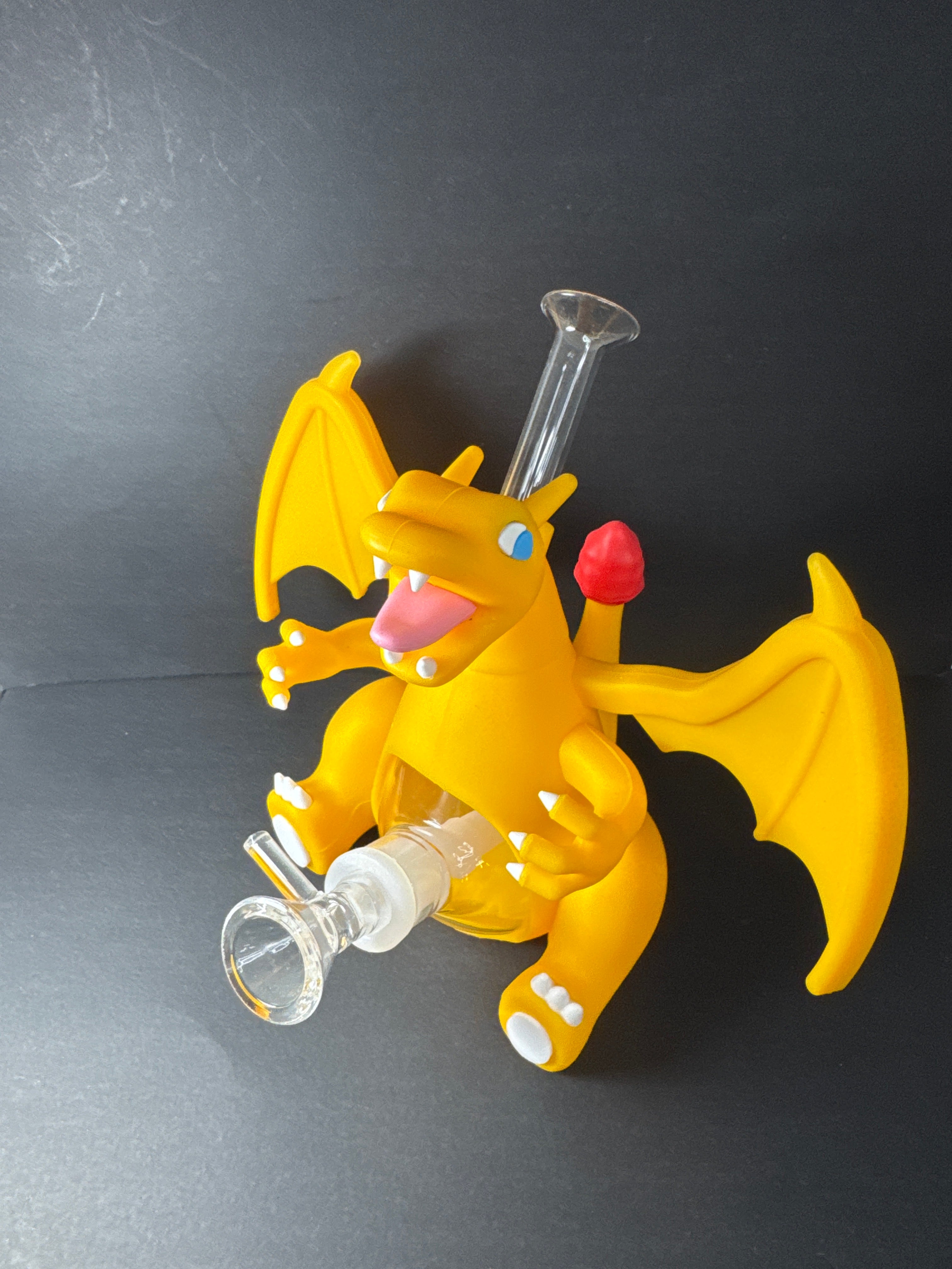 Bong Charizard