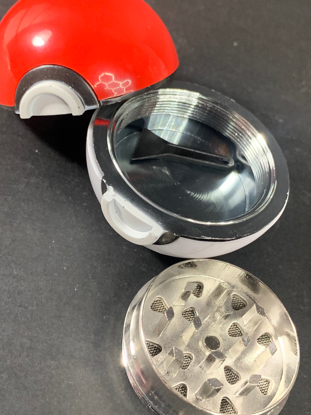 Grinder Pokebola